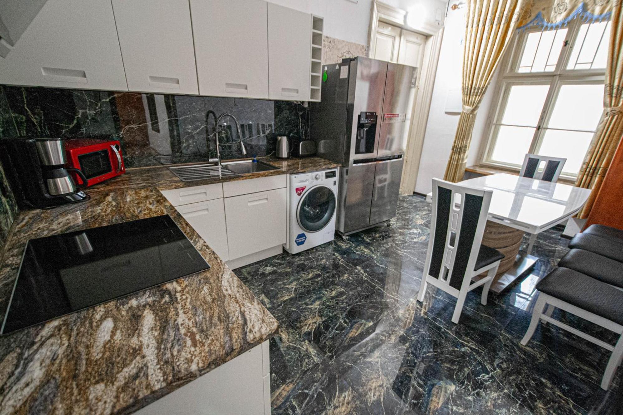 The Grand Royal 3Bdr Heart Of Old Town Apartment Praha Bagian luar foto